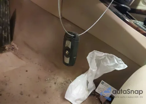 2007 BMW 328I z USA, uszkodzony, nr VIN WBAVA33597KX73749